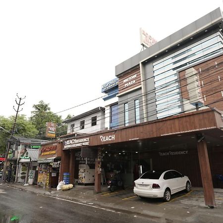 Reach Residency Hotel Kochi Luaran gambar