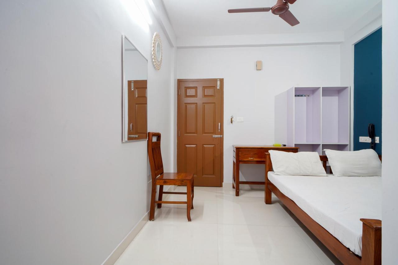 Reach Residency Hotel Kochi Luaran gambar