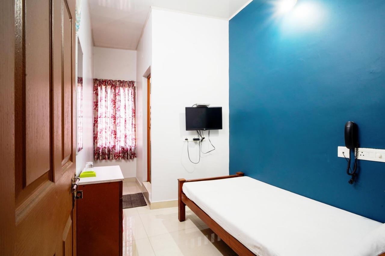 Reach Residency Hotel Kochi Luaran gambar