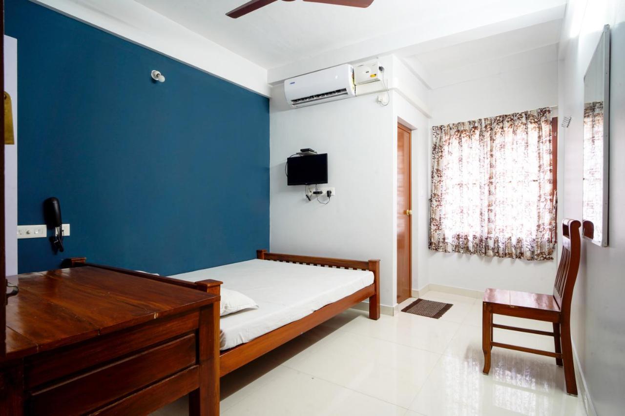 Reach Residency Hotel Kochi Luaran gambar