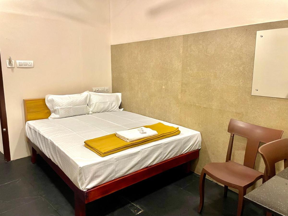 Reach Residency Hotel Kochi Luaran gambar