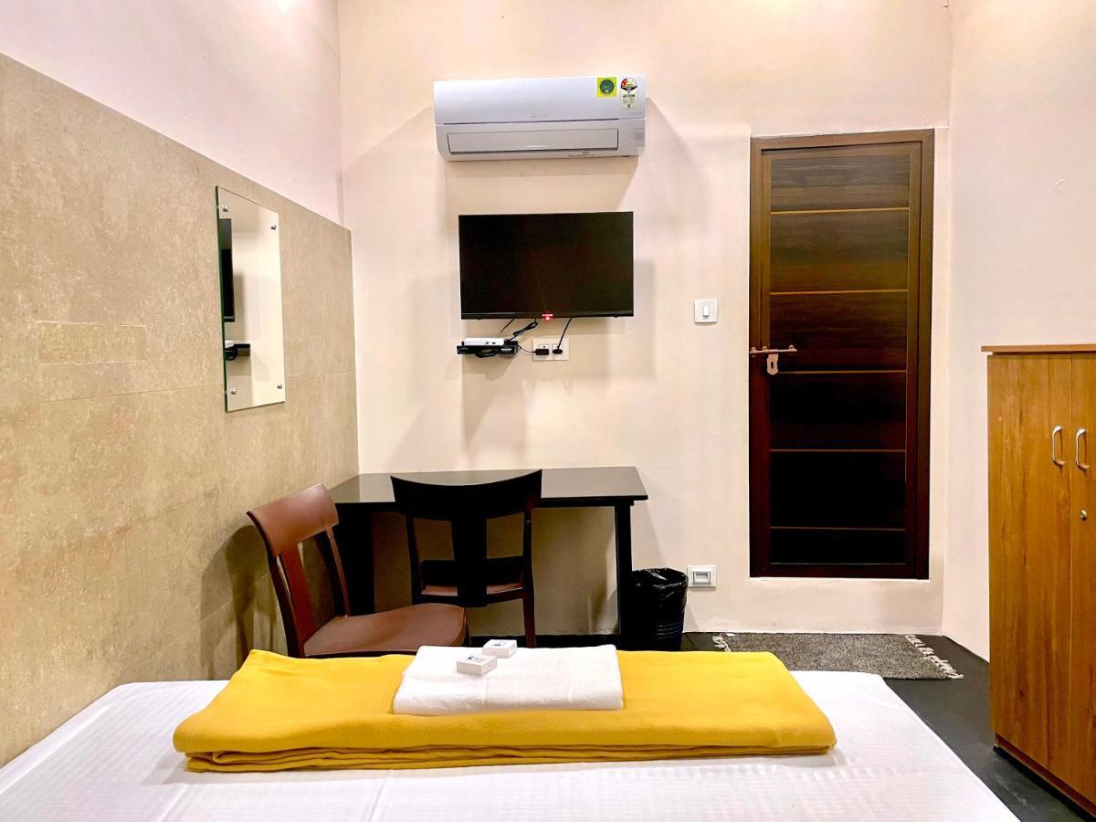 Reach Residency Hotel Kochi Luaran gambar