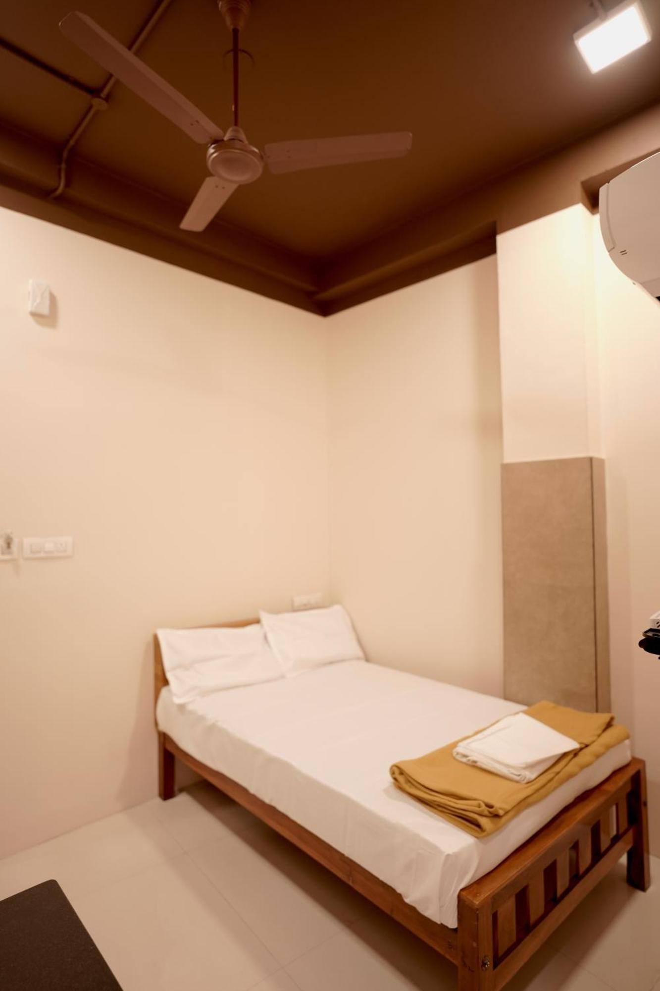 Reach Residency Hotel Kochi Luaran gambar