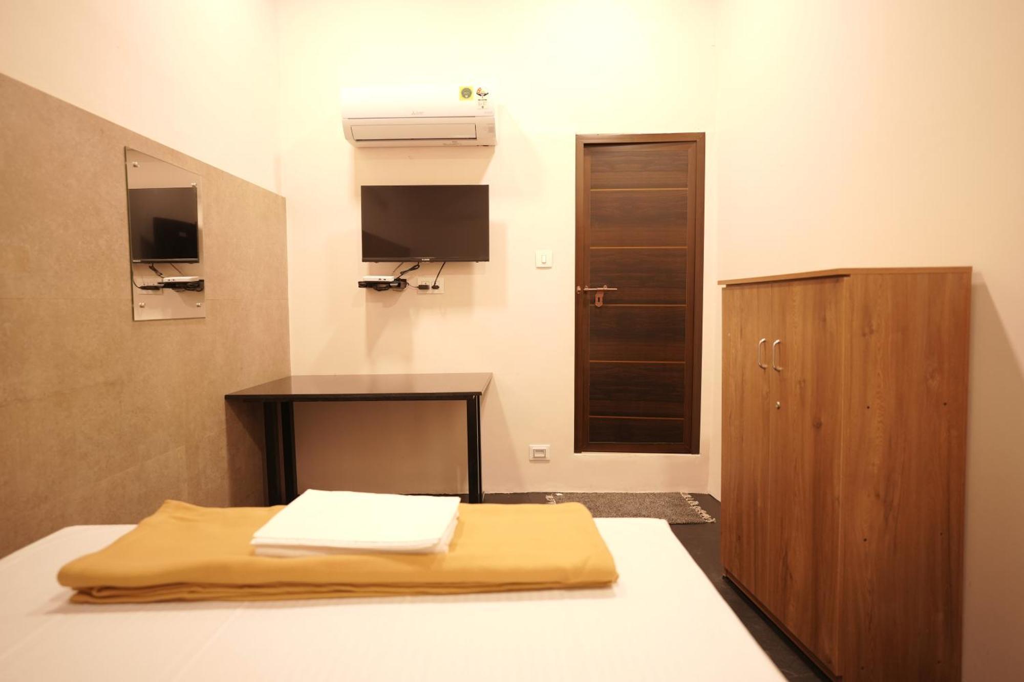 Reach Residency Hotel Kochi Luaran gambar