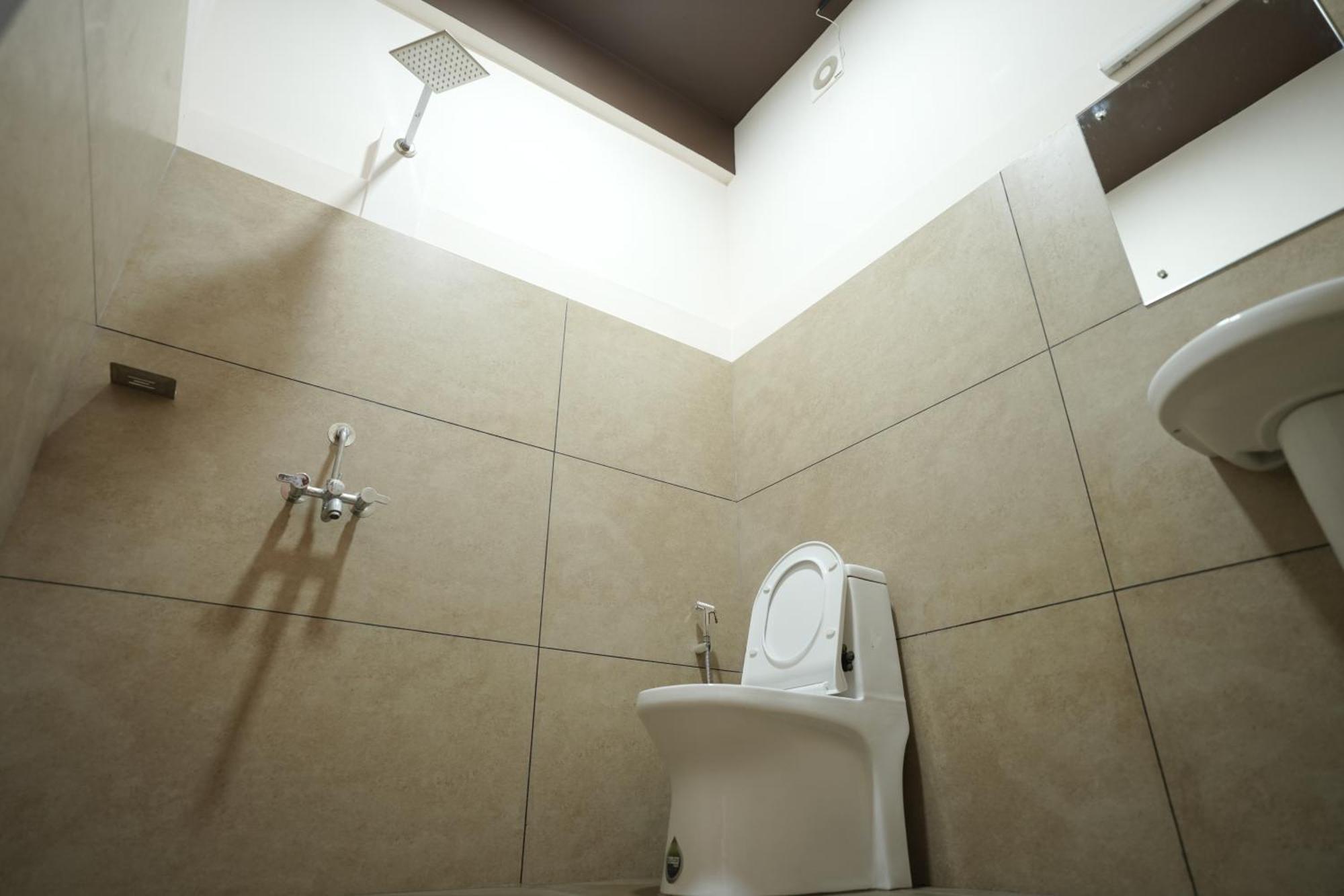 Reach Residency Hotel Kochi Luaran gambar